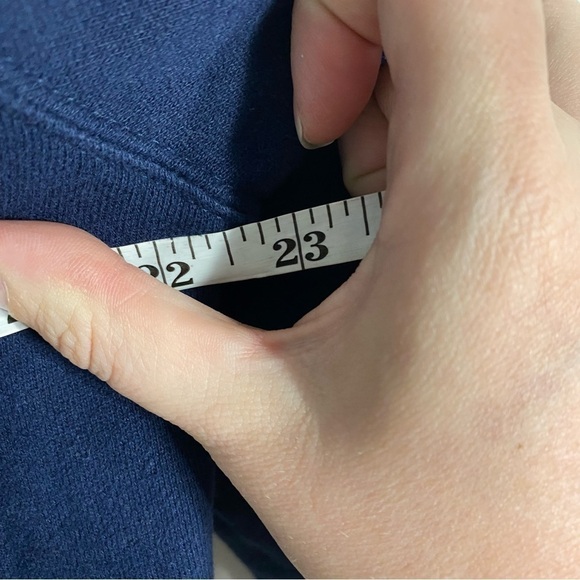 Tommy Hilfiger Navy Blue Crewneck Sweatshirt Men’s Small - Picture 2 of 6